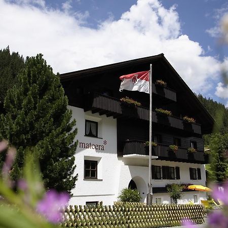 Familienhotel Mateera Gargellen / Montafon Exteriör bild