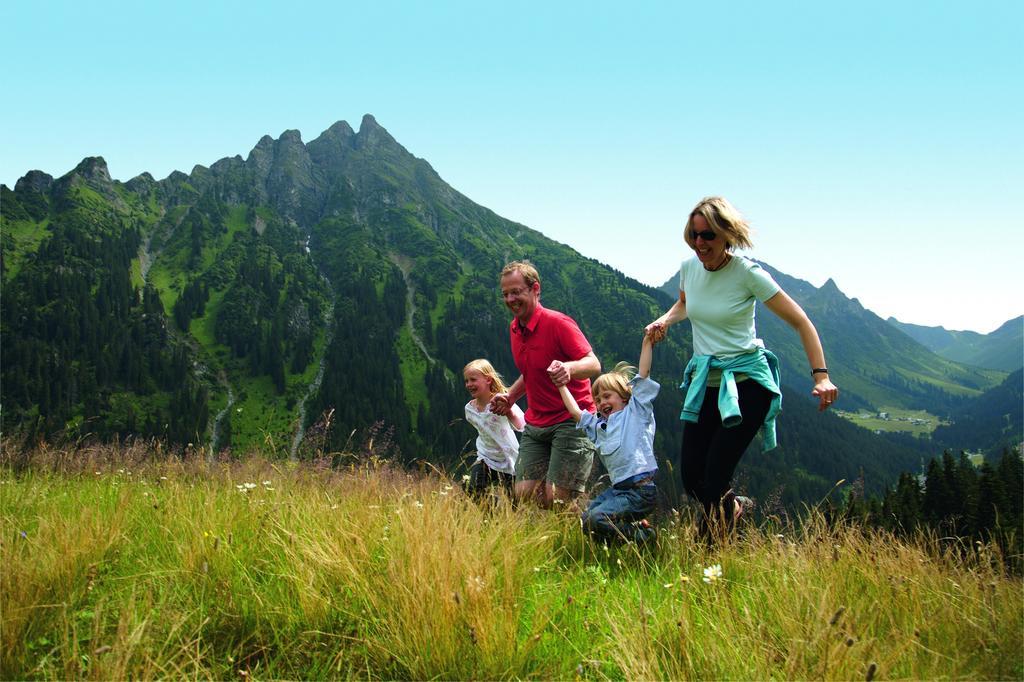Familienhotel Mateera Gargellen / Montafon Exteriör bild